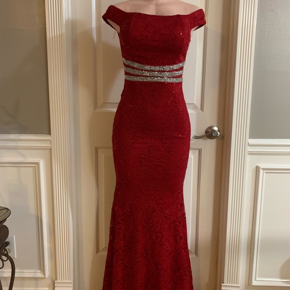 Women junior red lace sequins shoulder off maxi dress size (S) zipper back - Picture 1 of 13